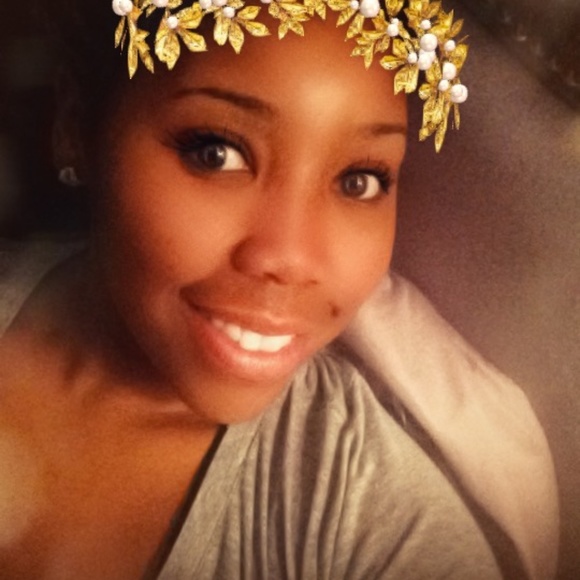 Meet your Posher, Shemeka - Picture 7 of 8